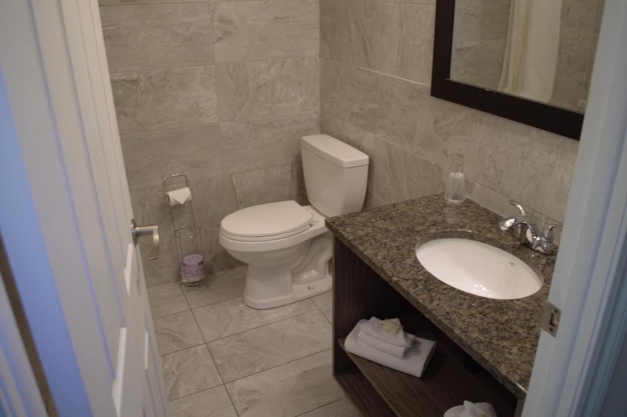 Motel Classique Joliette Zewnętrze zdjęcie